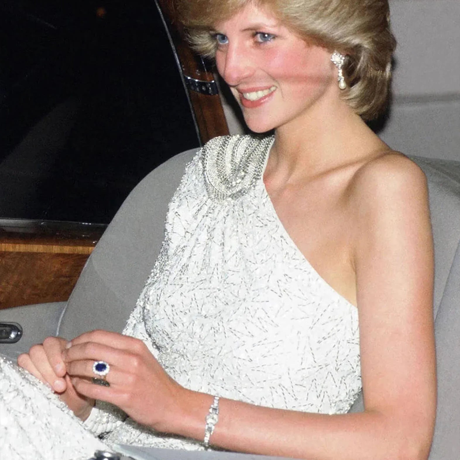 Princess Diana Ceylon Sapphire Ring
