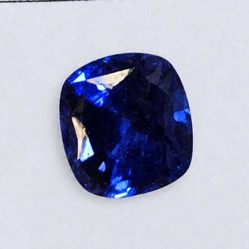 Natural royal blue sapphire 2.93ct — actual stone — Ministry of Gems