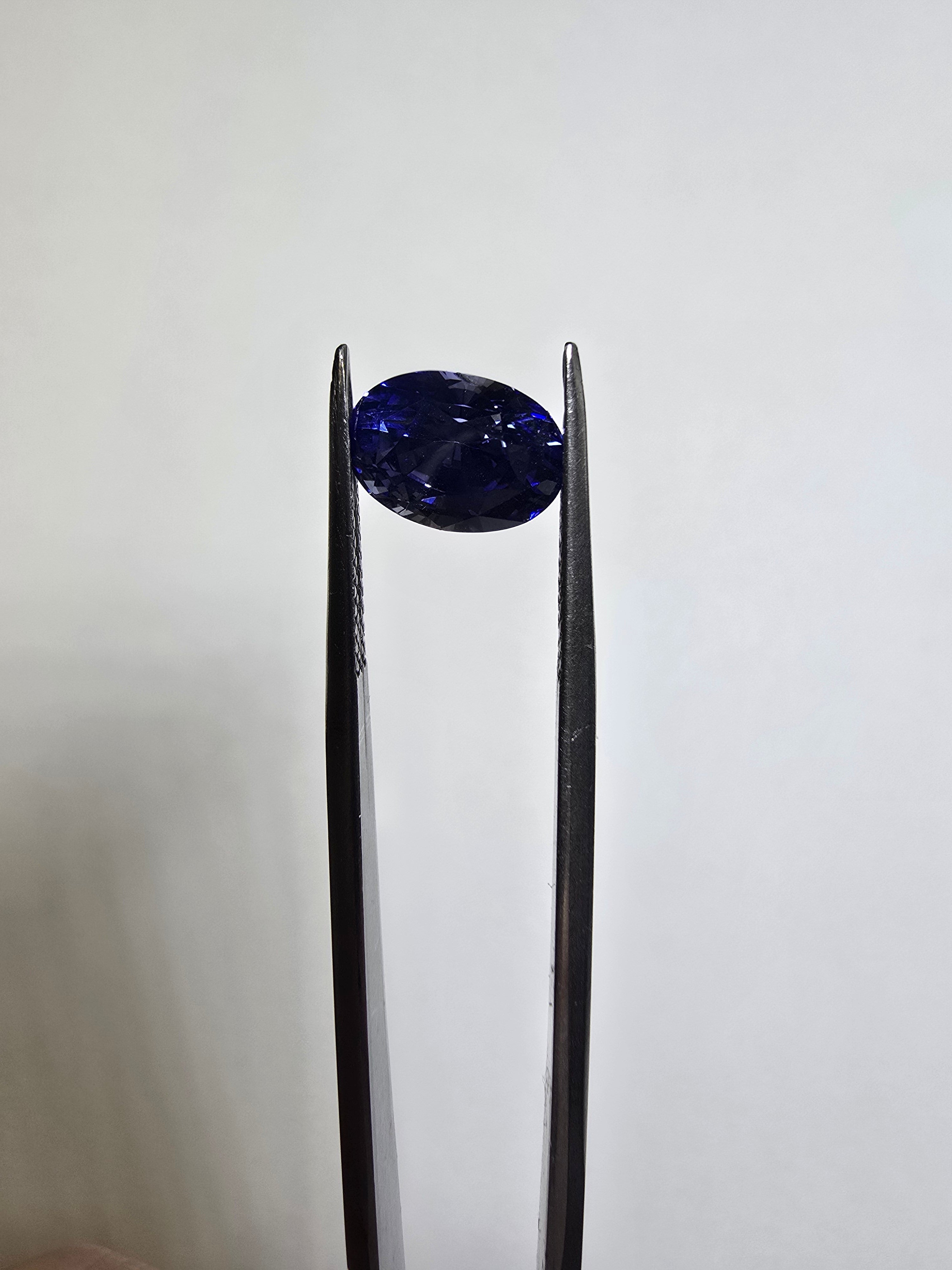 Royal Blue Ceylon Sapphire 3.24ct Oval — Unheated — Ministry of Gems