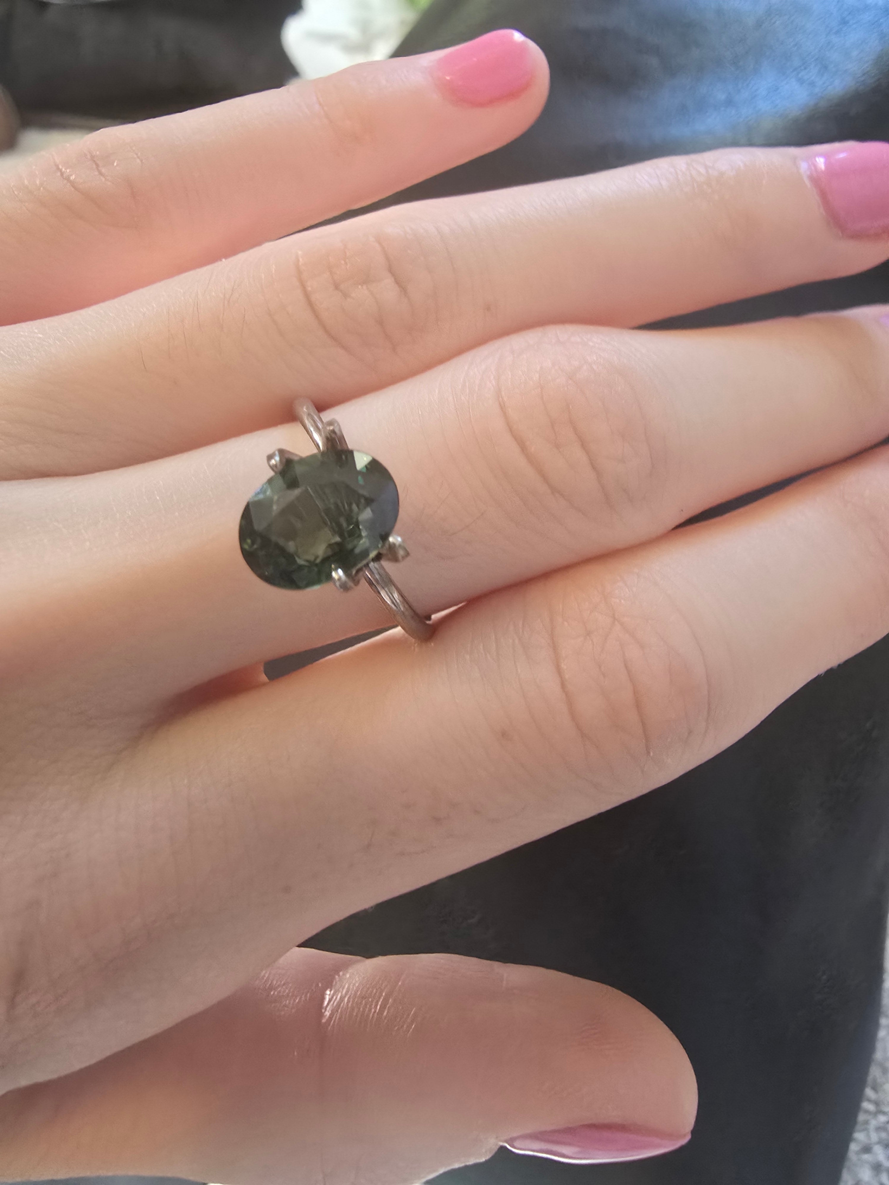 Green Australian Sapphire 2.31ct Oval — Ministry of Gems