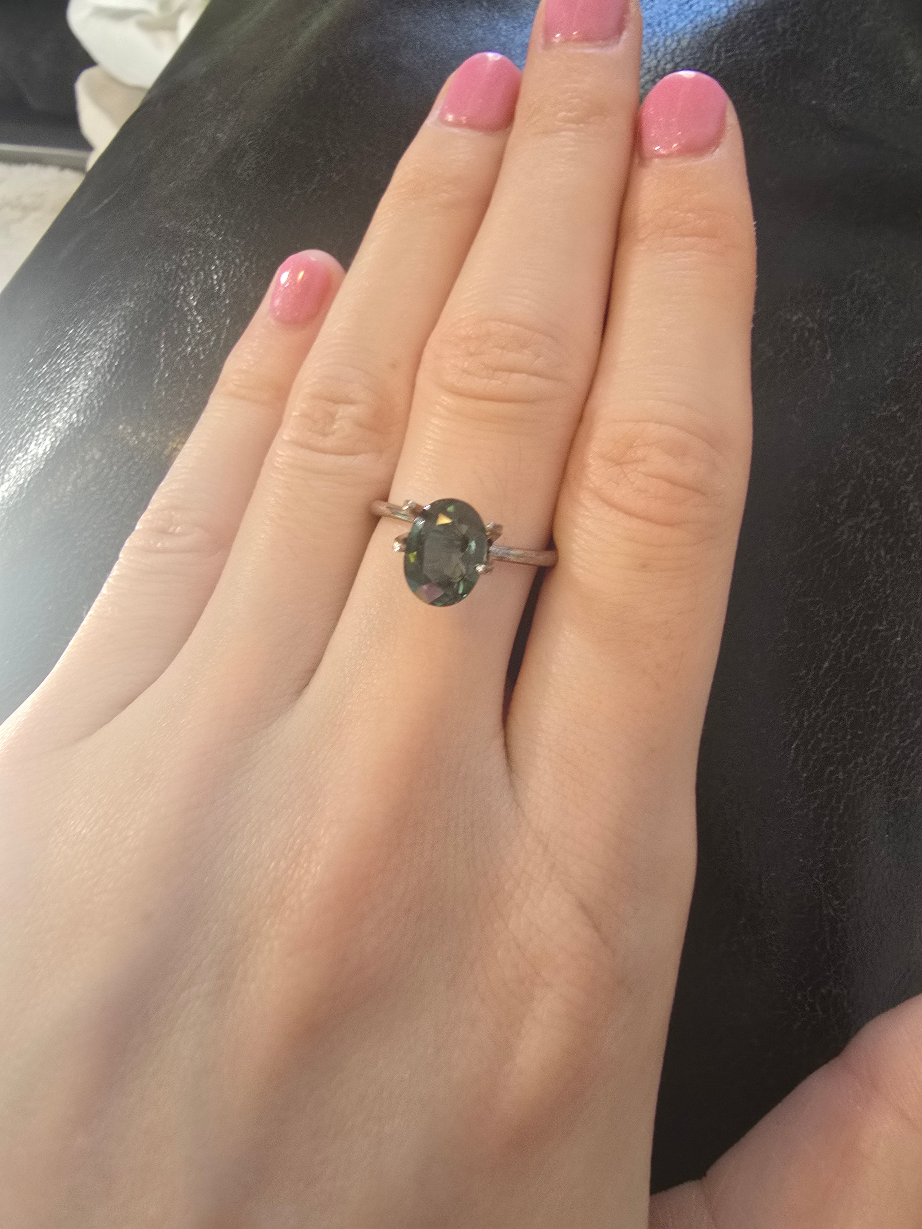 Green Australian Sapphire 2.31ct Oval — Ministry of Gems