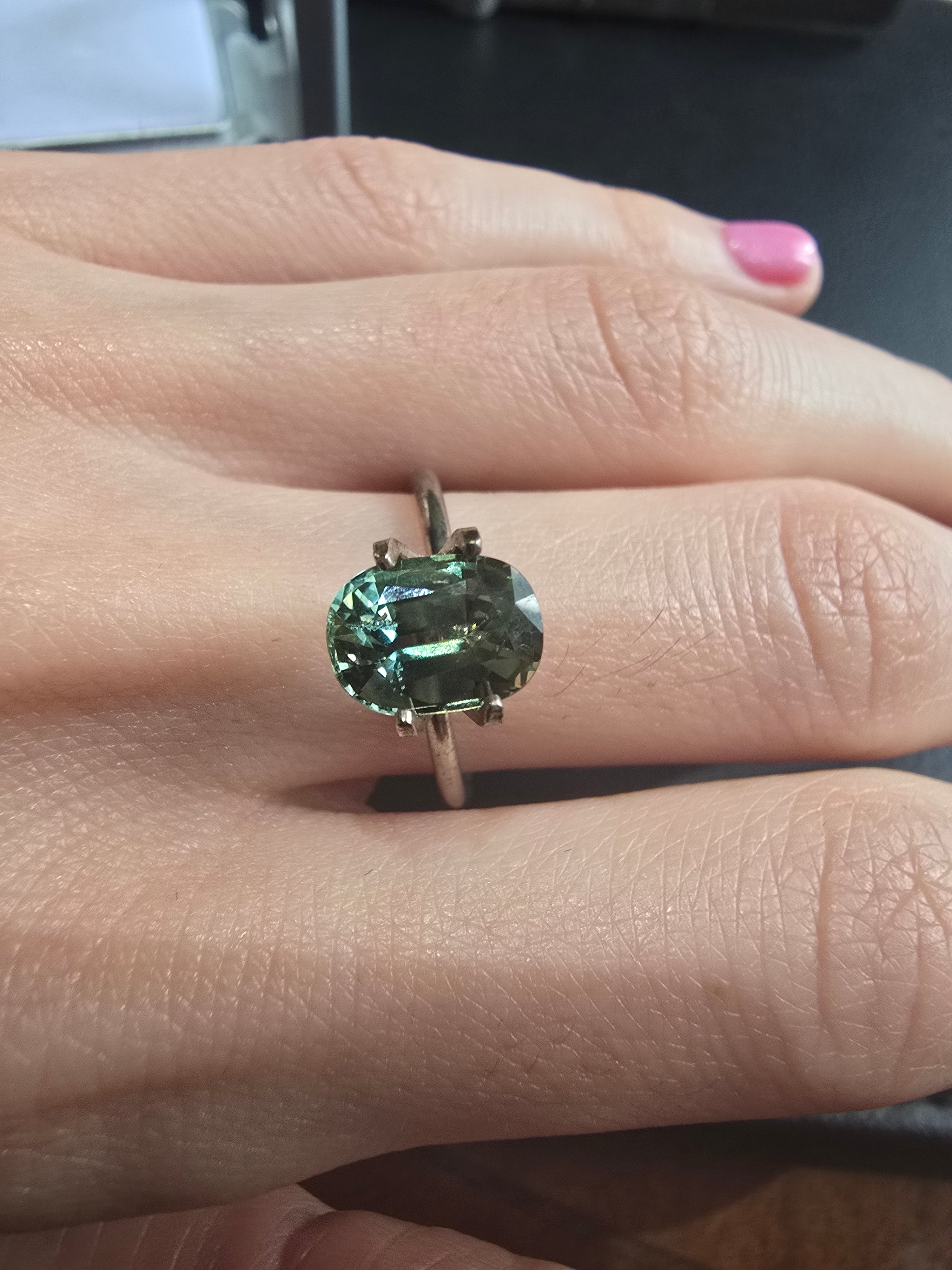 Green-Yellow Parti Australian Sapphire 2.19ct Cushion — Ministry of Gems