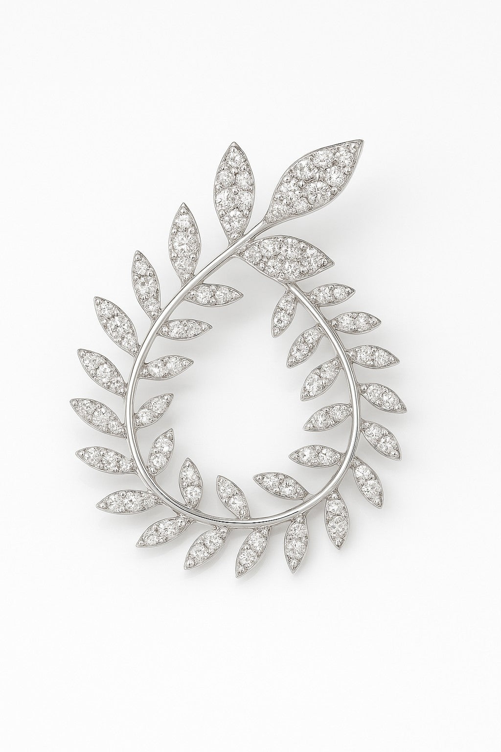 Laurel Wreath Diamond Pendant — Ministry of Gems