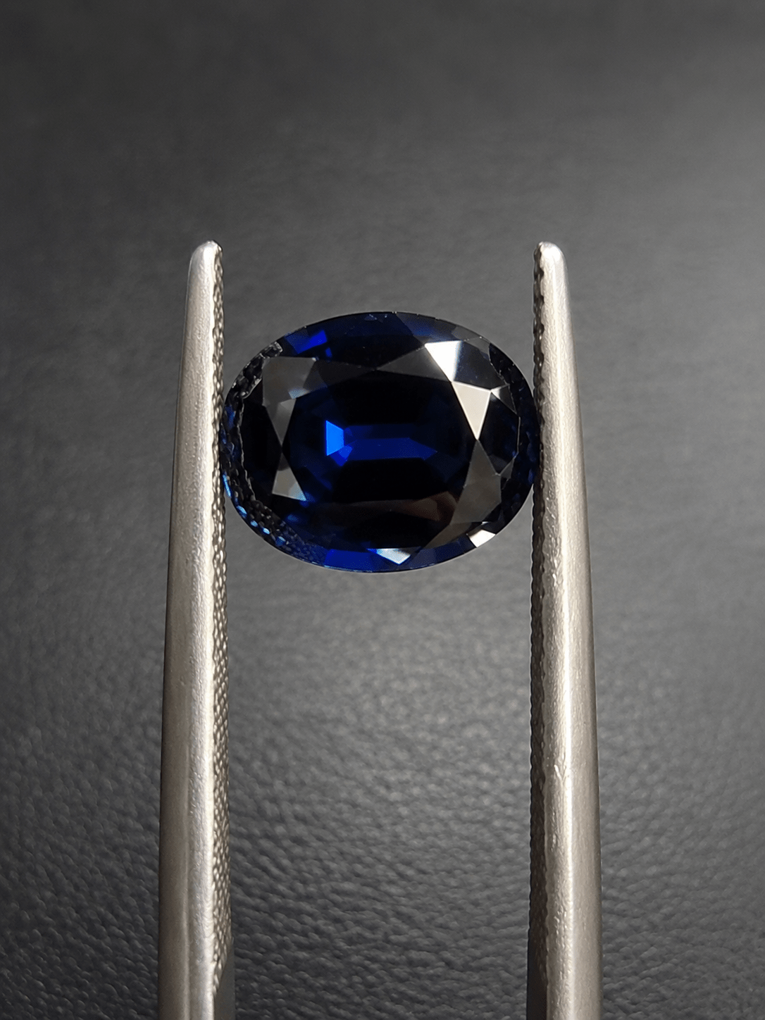 Australian Blue Oval Sapphire 2.04ct - Ministry of Gems®GemsMinistry of Gems®