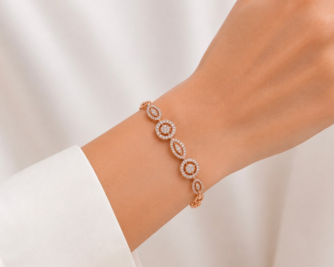Serenity — Diamond Halo Circles Bracelet — Ministry of Gems