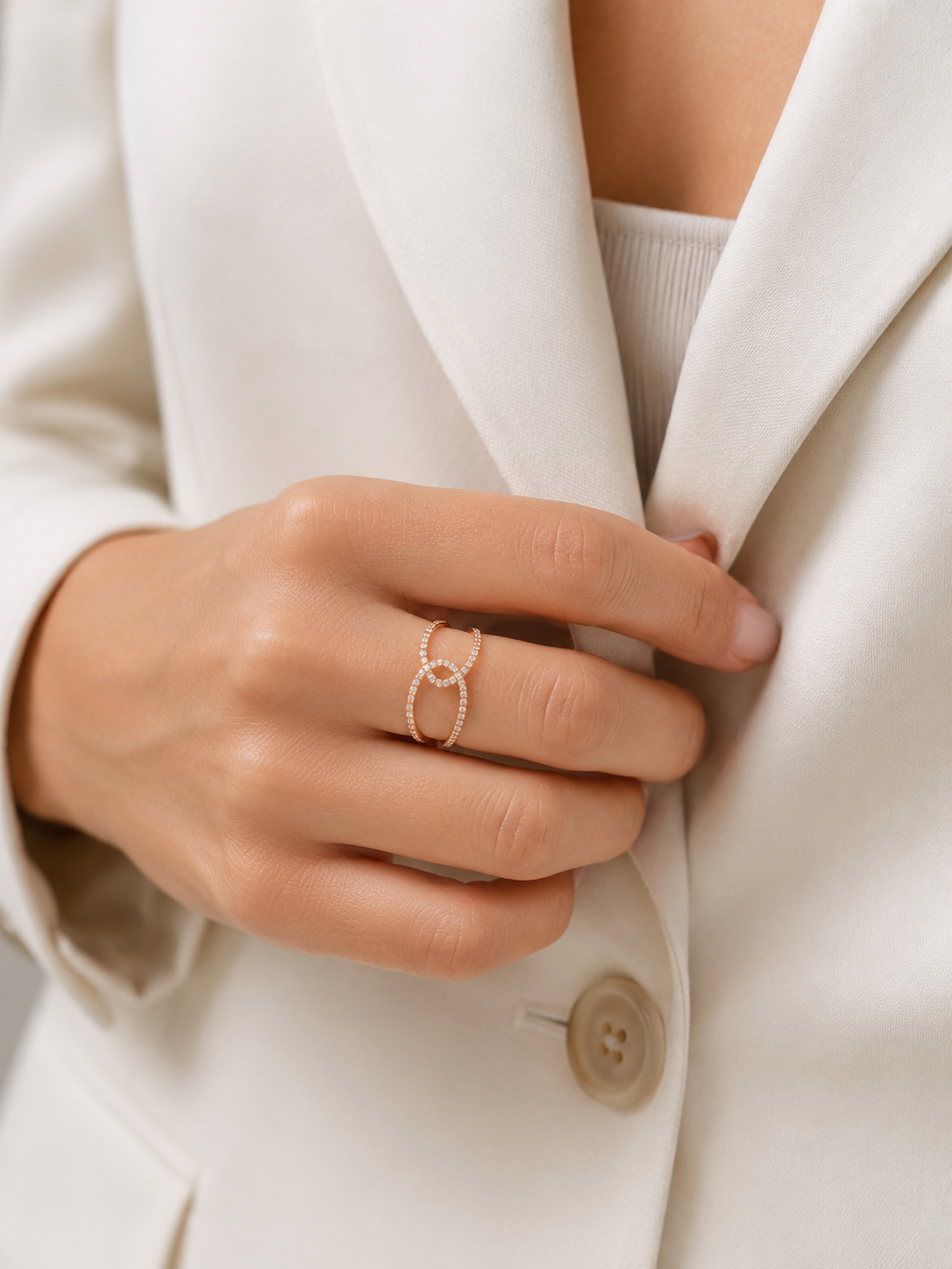 August — Interlocked Pavé Ring — Ministry of Gems