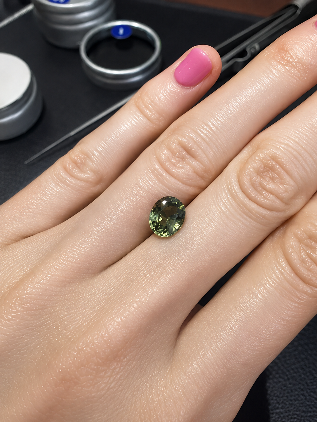 Green-Yellow Parti Australian Sapphire 1.91ct Oval