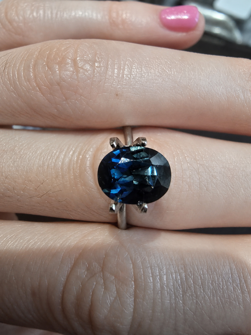 Blue-Green Australian Sapphire 2.04ct Oval